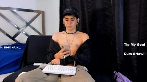 Snapshot of axel_cifer chatting on 7, 3, 2025 Axel cifer online show from 7, 3, 2025