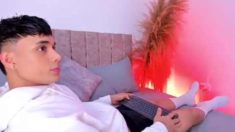 Snapshot of axel_cody_ chatting on 17, 7, 2026 AXEL online show from 17, 7, 2026