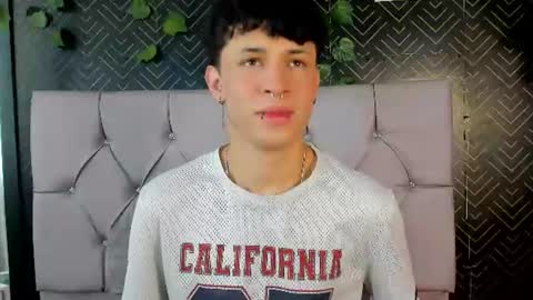 Snapshot of axel_evanss chatting on 4, 8, 2026 Axel Evanss online show from 4, 8, 2026