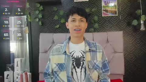 Snapshot of axel_evanss chatting on 5, 8, 2026 Axel Evanss online show from 5, 8, 2026