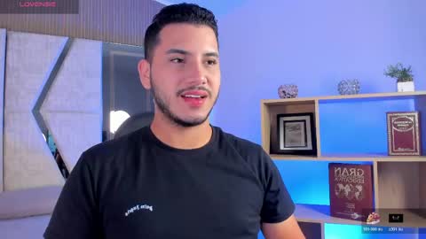 axel_grey_ online show from 14, 4, 2026