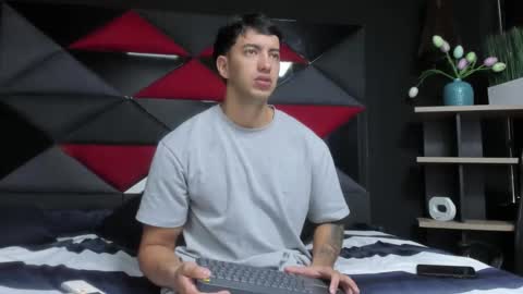 Snapshot of axel_hendrick chatting on 17, 2, 2026 axel_hendrick online show from 17, 2, 2026