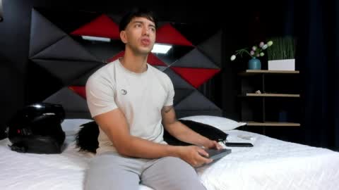 Snapshot of axel_hendrick chatting on 31, 3, 2026 axel_hendrick online show from 31, 3, 2026