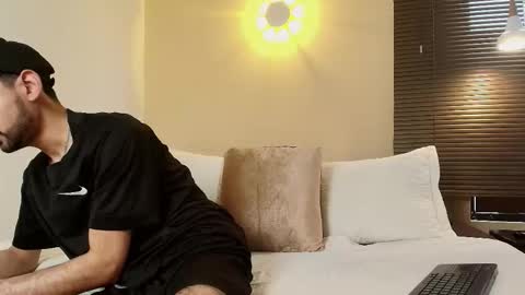 Axel Moon online show from 20, 10, 2025