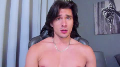 Axel online show from 12, 12, 2024