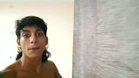 axel_rosse2 online show from 14, 7, 2026