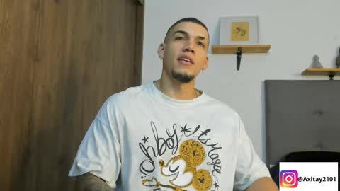 Snapshot of axel_taylor21 chatting on 24, 4, 2026 INDEPENDENT MODEL online show from 24, 4, 2026