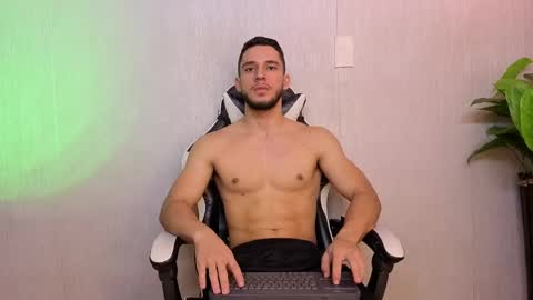 Axel  online show from 22, 5, 2026