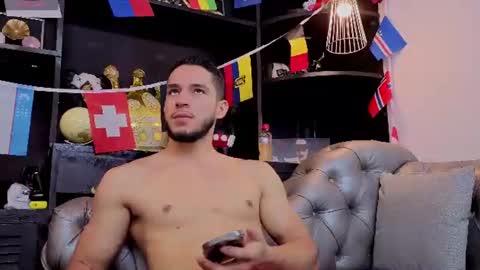 Axel  online show from 14, 6, 2026