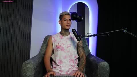 Snapshot of axel_villa chatting on 19, 12, 2024 Agustin online show from 19, 12, 2024