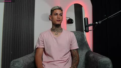 Snapshot of axel_villa chatting on 17, 1, 2025 Agustin online show from 17, 1, 2025