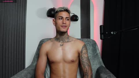 Snapshot of axel_villa chatting on 25, 1, 2025 Agustin online show from 25, 1, 2025