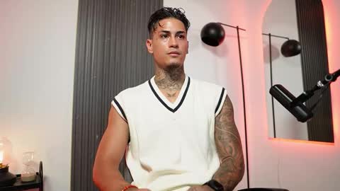 Snapshot of axel_villa chatting on 9, 9, 2025 Agustin online show from 9, 9, 2025