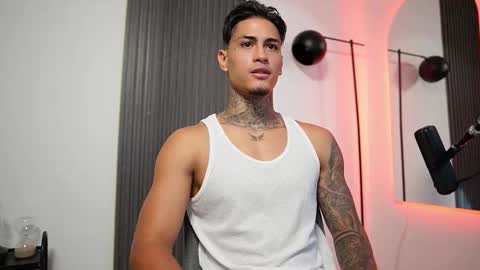 Snapshot of axel_villa chatting on 16, 9, 2025 Agustin online show from 16, 9, 2025