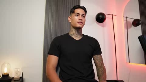 Snapshot of axel_villa chatting on 20, 9, 2025 Agustin online show from 20, 9, 2025