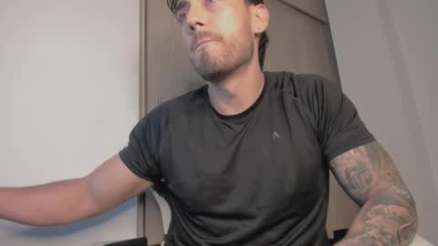 axelblaze_1 online show from 12, 3, 2026