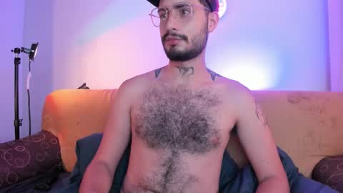    online show from 25, 10, 2025