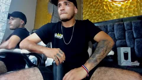 Axell Cross2 online show from 2, 3, 2025