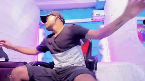 Axell Cross2 online show from 8, 2, 2026