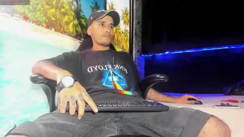 Axell Cross2 online show from 16, 3, 2026