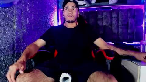 Axell Cross2 online show from 2, 5, 2026