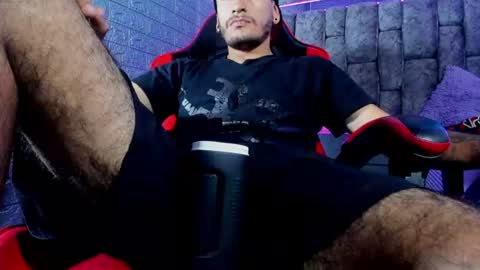 Axell Cross2 online show from 11, 7, 2026