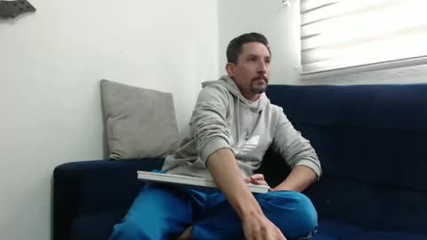 Axel Rose online show from 14, 2, 2026