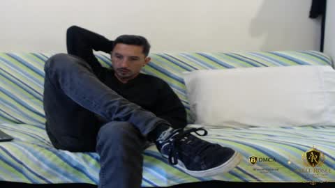 axellbellarosee online show from 31, 5, 2026