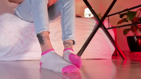 im your little femboy  ALEX   online show from 14, 9, 2025