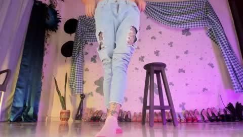 im your little femboy  ALEX   online show from 21, 3, 2026