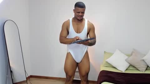 AXEL DA SILVA online show from 1, 2, 2026