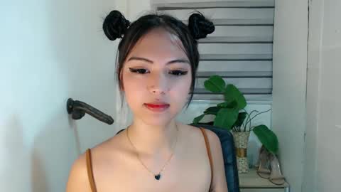 ayalvrs18 online show from 14, 2, 2025