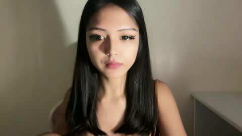 ayalvrs18 online show from 9, 6, 2026
