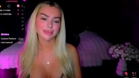Snapshot of ayla_demir chatting on 18, 6, 2026 Ayla Demir online show from 18, 6, 2026