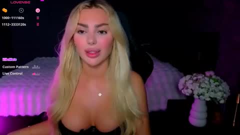 Snapshot of ayla_demir chatting on 20, 6, 2026 Ayla Demir online show from 20, 6, 2026