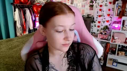 Ayla hill online show from 20, 3, 2026
