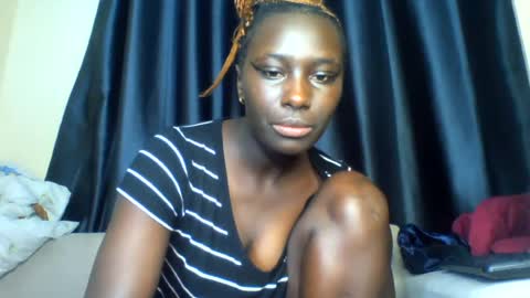Snapshot of azaelia_iris chatting on 2, 7, 2026 azaelia_iris online show from 2, 7, 2026