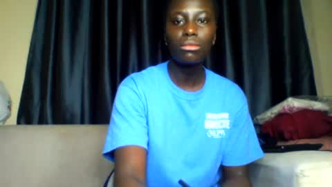 Snapshot of azaelia_iris chatting on 2, 8, 2026 azaelia_iris online show from 2, 8, 2026