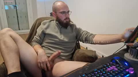 Snapshot of azagal22 chatting on 10, 12, 2024 justin online show from 10, 12, 2024