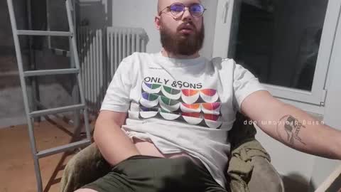 Snapshot of azagal22 chatting on 24, 11, 2025 justin online show from 24, 11, 2025