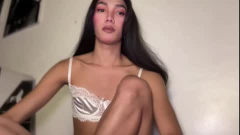 azalea_cum69 online show from 21, 4, 2026