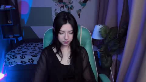 Azaliya online show from 3, 12, 2025