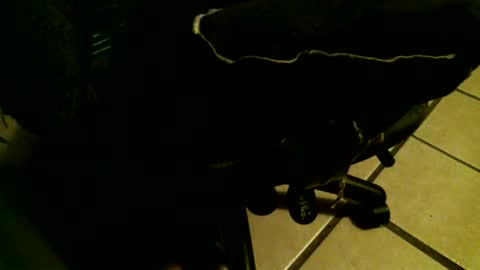 Snapshot of azjohnny chatting on 15, 12, 2025 azjohnny online show from 15, 12, 2025