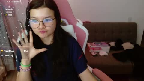 Azu  online show from 7, 3, 2026