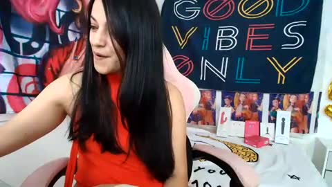 Azucena R online show from 3, 7, 2026