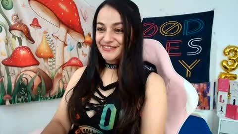 Azucena R online show from 24, 7, 2026