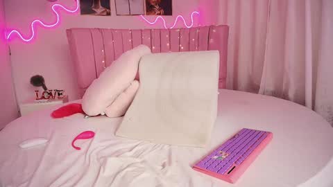 PRINCESS AZUL. online show from 28, 12, 2024