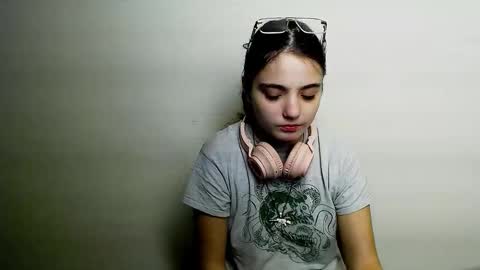 azumi_chan_ online show from 22, 12, 2025