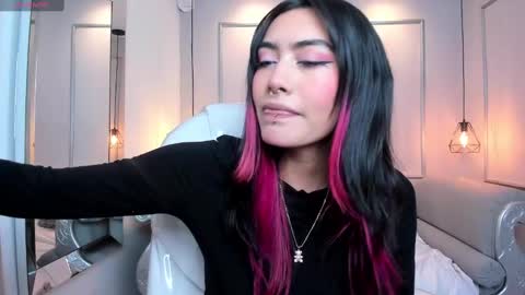 Azura online show from 27, 1, 2025