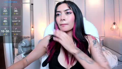 Azura online show from 5, 2, 2025